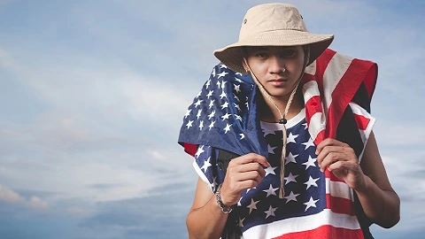 What is the IRS Ein Application Phone Number? 4 What is the IRS Ein Application Phone Number?